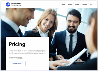 Teammeeting mit strategischem Fokus – Symbol für fokussierte Landingpage-Texte